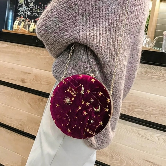 ‼️Velvet Little Dipper Embroidered Circular Purse - Picture 2 of 8